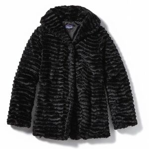Patagonia Girls Pelage Faux Fur Shawl Collar Long
Sleeve Coat Black XL